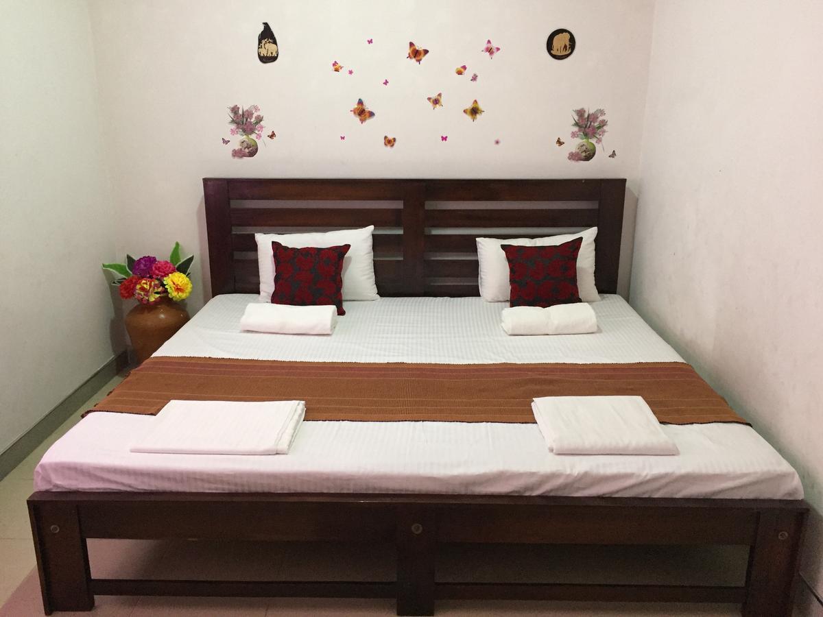 Gamage Friendly Home Kandy Exterior foto